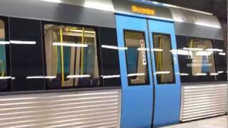 preview picture of video 'Skarpnäck-Bagarmossen | Stockholms tunnelbana'