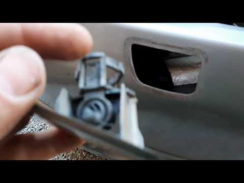 Subaru Forester headlight washer bumper removal 2006-2008