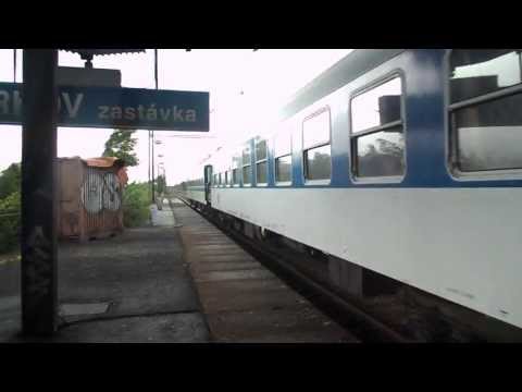 Příjezd vlaku Os 7058 (ČD 363.108) ve výlukovém řazení - Jirkov zastávka, 2. 6. 2013