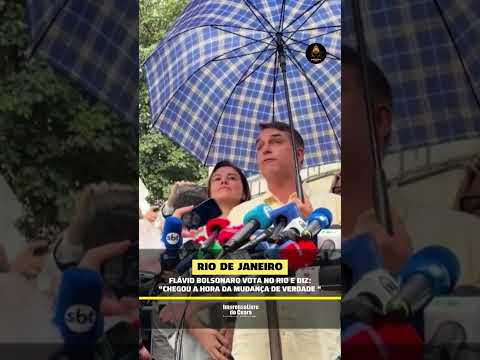 Flávio Bolsonaro vota no Rio e diz: “Chegou a hora da mudança de verdade”