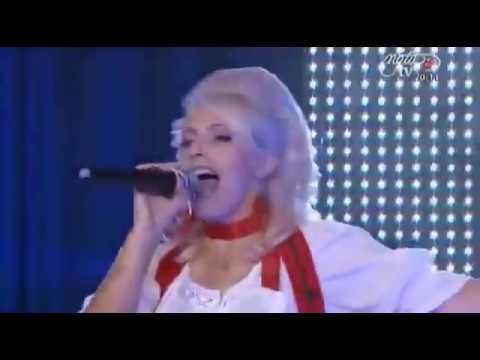 Kristóf Katalin és Milan - Tizenhárom fodor van a szoknyámon (HQ Videoklip)