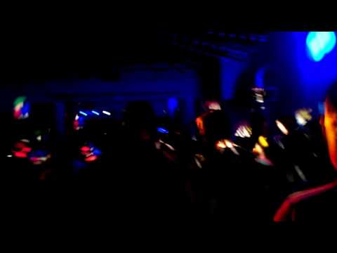 Robert Nickson @ Panama - Robert Nickson - Touchdown