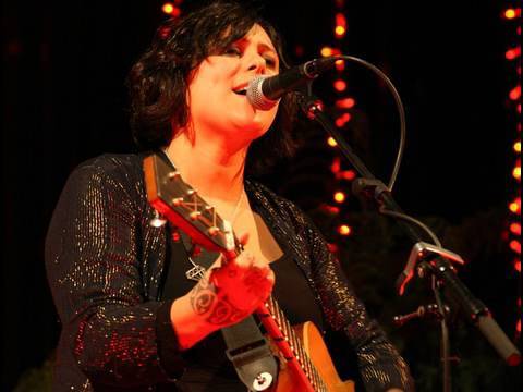 Anika Moa - LATE at the Museum