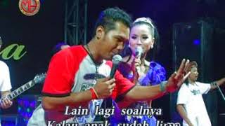Download lagu TAKUT HILANG / DWI RATNA ft. BRODIEN mp3