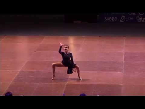 Caitlin Rodriguez - Darkness my old friend - Modern Solo