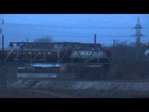 R5704 Ilva Mica - Suceava trece podul de peste raul Suceava - 26.12.2013