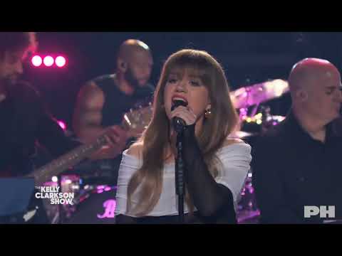 Kelly Clarkson - Bird Set Free (Cover Sia) (Live on The Kelly Clarkson Show)