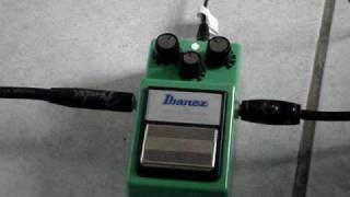 Video thumbnail for Robert Keeley Electronics Ts-9 Baked Mod Tube Screamer Demo with Strat by Rodrigo Sarzosa