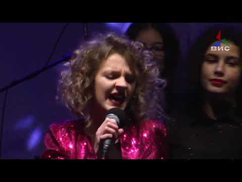 Maca Nikolova - I will survive