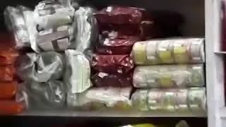 Два мыша драются