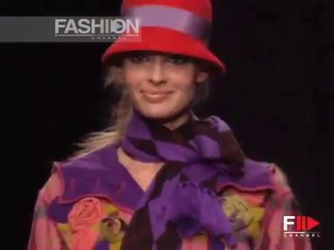 "Moschino Cheap&Chic" Autumn Winter 2004 2005 Milan 2 of 3 Pret a Porter Woman by FashionChannel