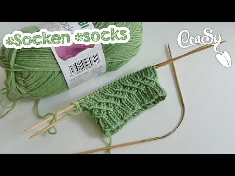 Knitting pattern socks cuff pattern crossing Sylvie's special cuffs