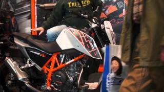 KTM 690 Duke - (Walk Around)