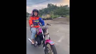 Download lagu STORY WA RX KING QUEEN ||CEWEK YG LAGI VIRAL DI INSTAGRAM mp3 Download lagu STORY WA RX KING QUEEN ||CEWEK YG LAGI VIRAL DI INSTAGRAM mp3