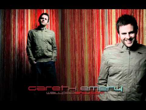 ID (Track #8 from Gareth Emery set in global gathering Poland 2011)