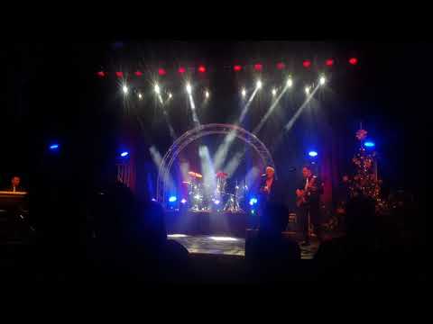 PETZNBLUAT Weihnachtsfete im Kulturni Dom Bleiburg