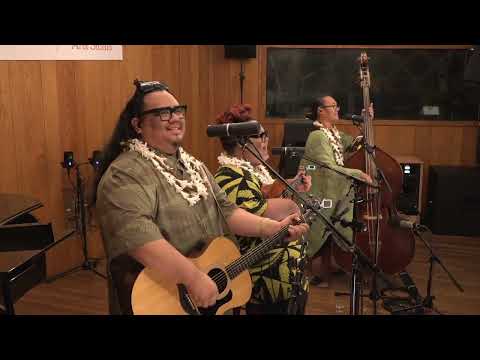 ʻUheʻuhene - Kaulana Molokaʻi - Mele ʻO Lānaʻi - Koali