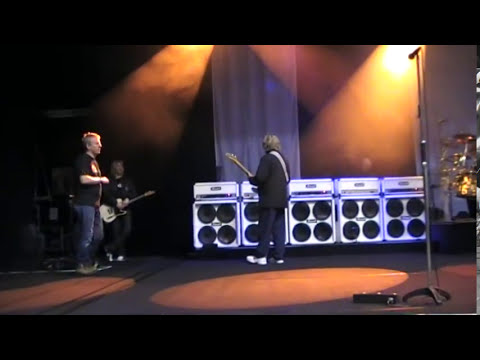 Rick Parfitt meets Richie Malone.  Status Quo soundcheck Killarney INEC FEB 2008