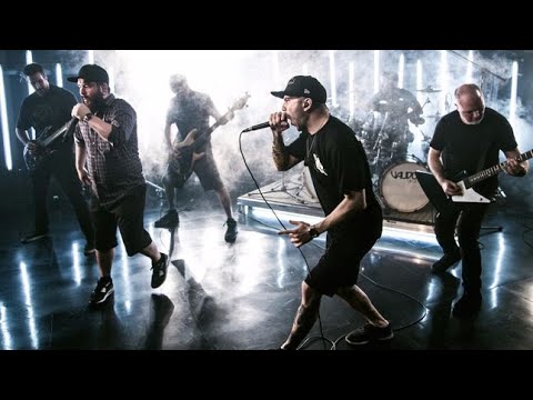 DESPISED ICON FULL SET AT BANDE À PART (SESSIONS BAP).