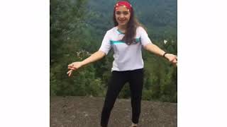 Dünya yerinde durmaz hiç durmadan dönüyor (Davut Güloğlu)