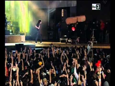Caparezza - Il dito medio di Galileo [Live Primo Maggio 2012 - RAI3]