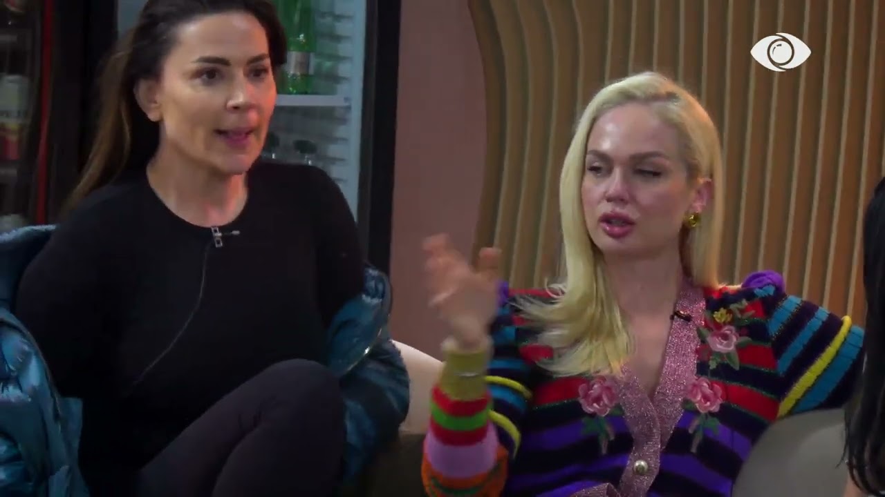 Danja përlotet, Rozana dhe Egli i qëndrojnë pranë