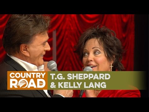T. G. Sheppard & Kelly Lang sing "Islands in the Stream"