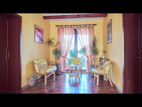 Pensiune 12 camere - Râșnov - Brașov - de vânzare - RE/MAX FUNIMOB