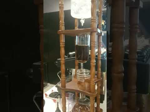 Pingtung Black Floating Ice Cream (928 Pingtung District, Donggang Town, Guangfu Road, Seção 1, 180, Black Floating Ice Cream para ingredientes saudáveis, naturais e de sabor artificial não aditivos, atualmente usando o método atual e o sabor mais fresco)