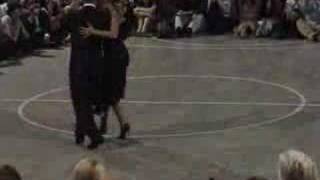 Video thumbnail for Javier Rodriguez y Andrea Misse - Milonga - 2/4
