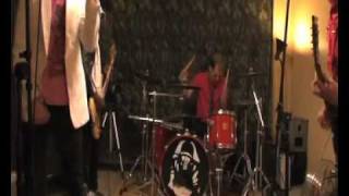 Cyanide Pills 'Making Her Mind Up'