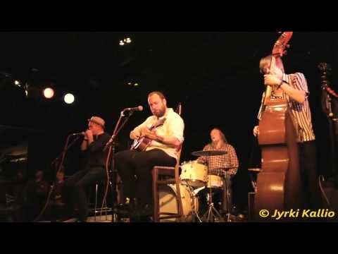 Big Creek Slim Band feat. Peter Nande - Crawlin' King Snake (video Jyrki Kallio)