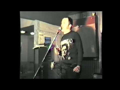 Attila The Stockbroker - I Don't Talk To Pop Stars Live Lokaal Vredebreuk, Den Haag 10.12.84