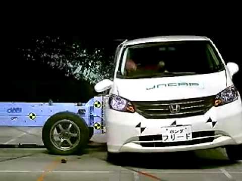 Crash Test 2009 Honda Freed (Side Impact) JNCAP