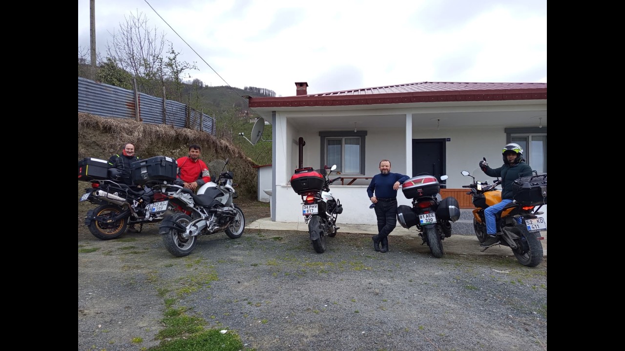 Meyve Sevdası İçin Dağlara Çıktık! 5 Motorluk Efsane Ride