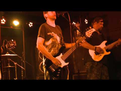 FOUSATEJ HAT - TRAKTORISTI