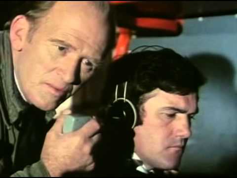 Profesionálové-05x01-Liščí doupě na střeše