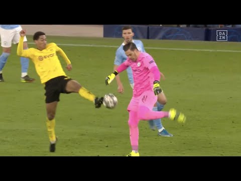 Foul oder Tor?! | DAZN