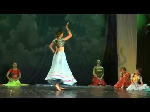 Spectacolul "Armonie în culori" - Ansamblul Coconite