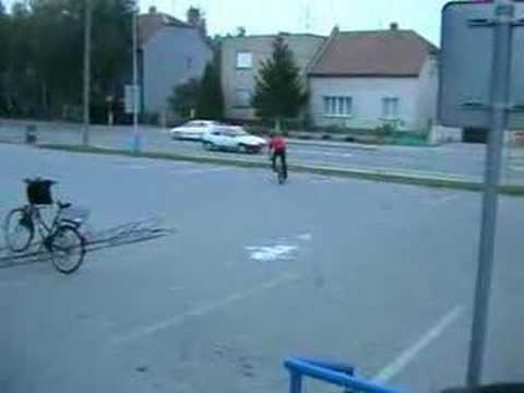 BmxBv ministreet