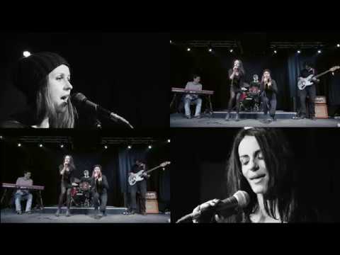 D.O.R.A. a Markéta Procházková - Lhářka