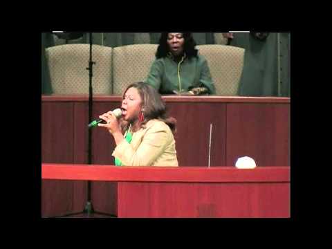 Nakitta Clegg-Foxx sings Grateful by Hezekiah Walker