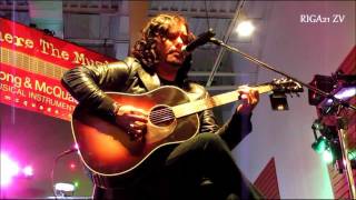 Jeff Martin Performing Heaven Coming Down