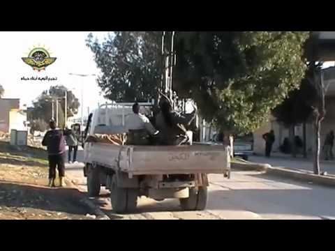 التصدي للطيران الحربي بالدوشكا في سماء بلدة صوران في ريف حماة من قبل تجمع أبناء حماة المقاتلة