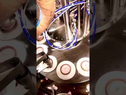 Strawberry Ice Cream! #foryou #foryoupage #youtubeshorts #testy #winter