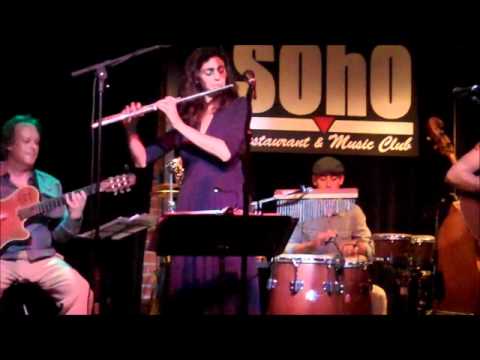 O Morro by A.C.Jobim & Vinicius de Moraes Téka and Rebecca kleinmann at SOhO may 27th, 2012.wmv