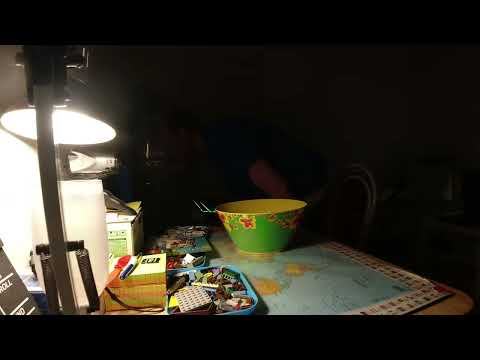 MongoTV_10299 - Del 2 - POPPER POPCORN SENT SØNDAG AFTEN OG SNAKKER