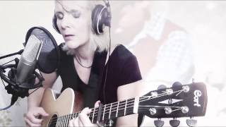 Katja Werker - Nicht umsonst (acoustic live version)