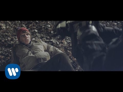 David Guetta - Titanium ft. Mary J. Blige (Official Video) (1080p)