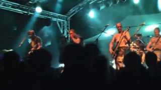 Die Bestien - Mann gegen Mann